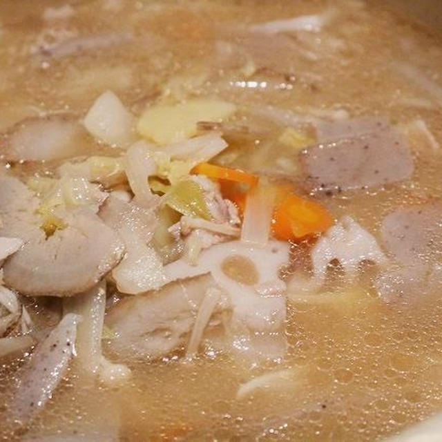豚汁  シフォンケーキなど