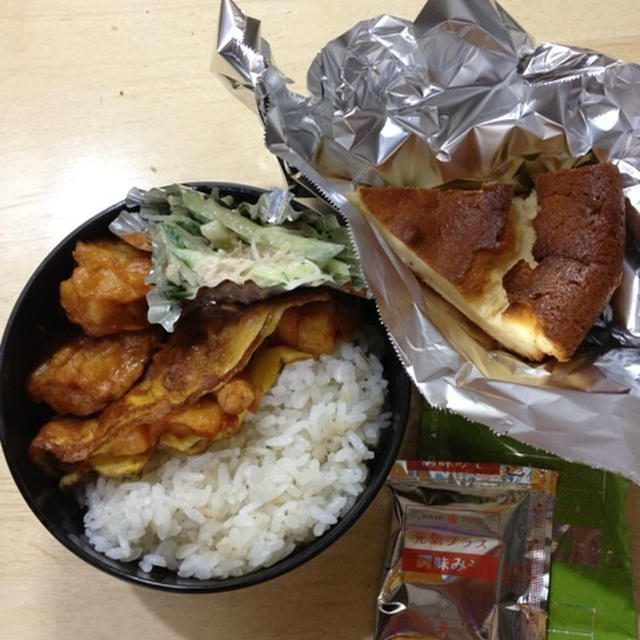ポテトオムレツ・唐揚げ