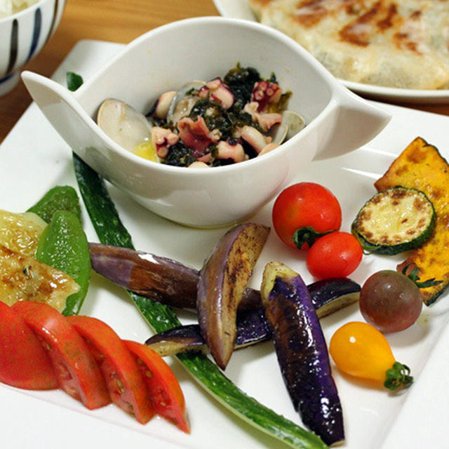■夏野菜と蛤のアヒージョ