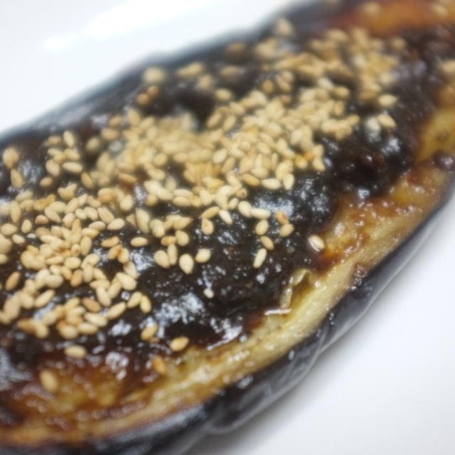 昨日の実家の夕食☆ナス田楽　かぼちゃの煮物　茹でインゲン　　刺身こんにゃく