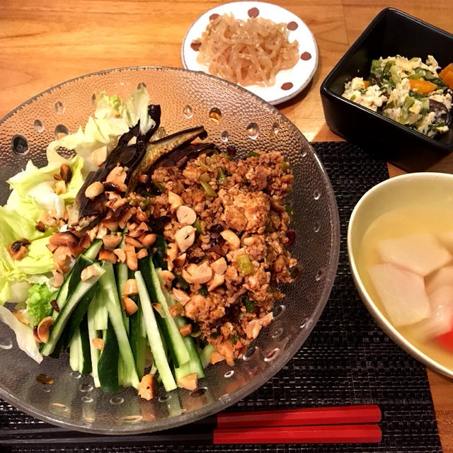 回鍋肉の素でジャージャー麺！