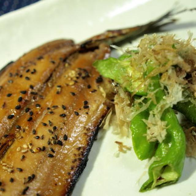 「秋刀魚みりん干し」　腹開きして手作りします。　