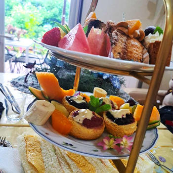 アフタヌーンティーを食べにユーカリットへ