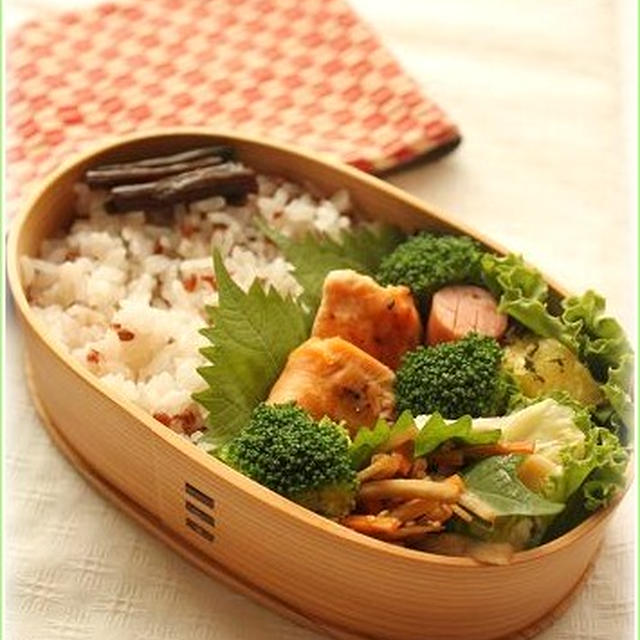 ✿ワタシ弁当✿サーモンソテーのおべんとう