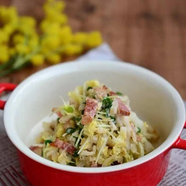 消費や使い切りにも◎モリモリ食べられる「白菜の濃厚マヨサラダ」