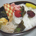 糸こんの炒め物弁当。お好み焼きの晩ご飯