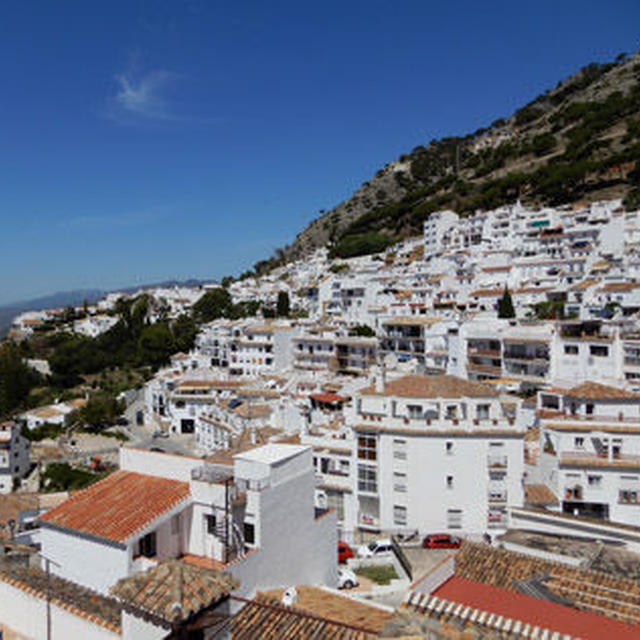 アンダルシアの旅－フォトジェニックな白い村・MIJAS