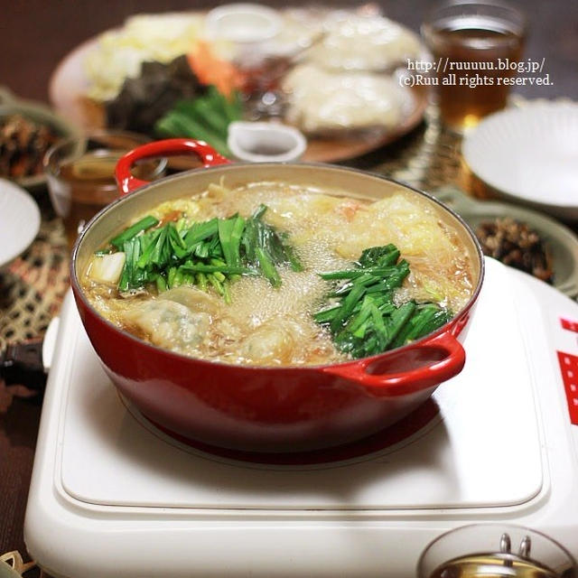 お鍋ひとつでコース料理気分♡～水餃子鍋からの広東麺～