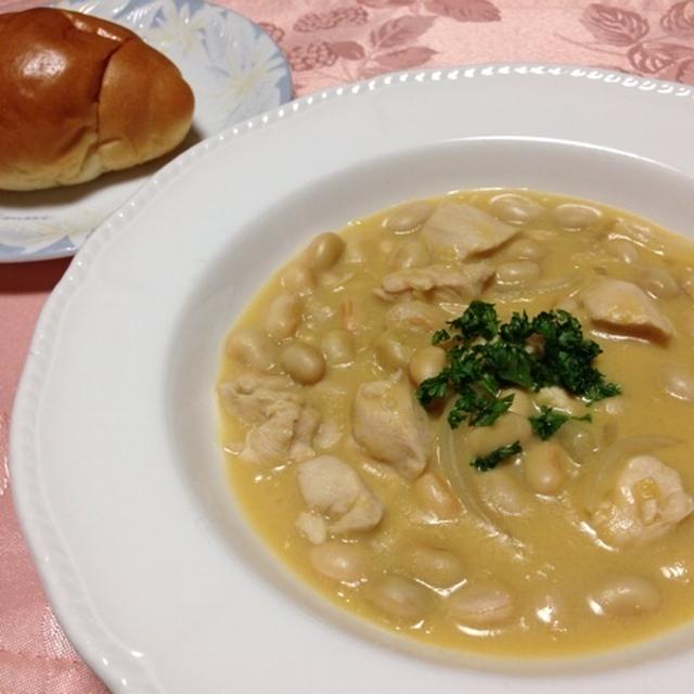 鶏のささみと大豆のコーンクリーム煮