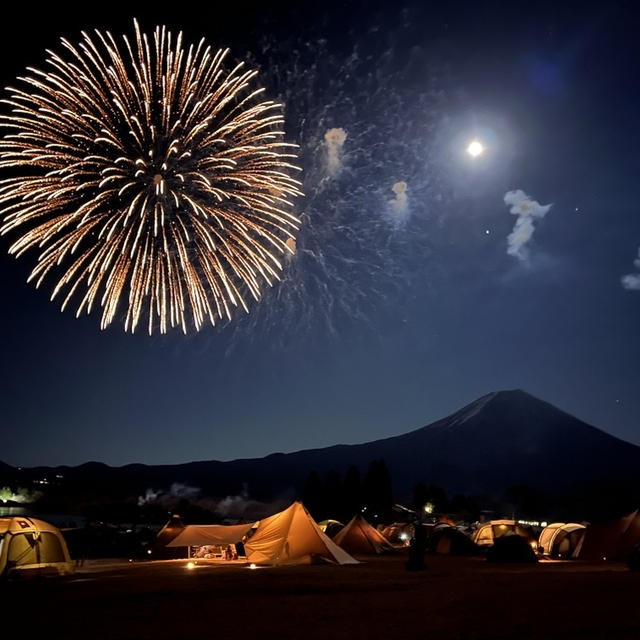 第9回田貫湖まつり 富士山を背景に約30分間の打ち上げ花火