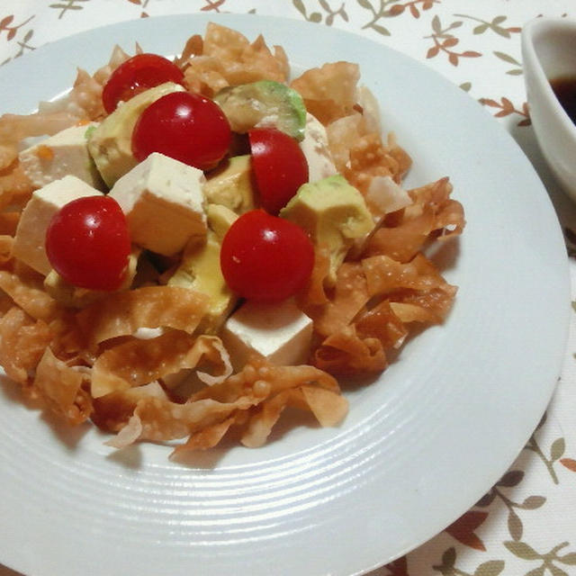 豆腐とアボカドのサラダ　～いしるドレッシング～