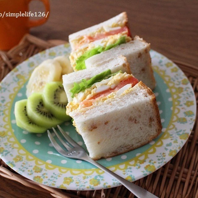 今朝の朝ごはん☆またまたパ○コCMまねっこ～ﾊﾟﾝﾂは！？
