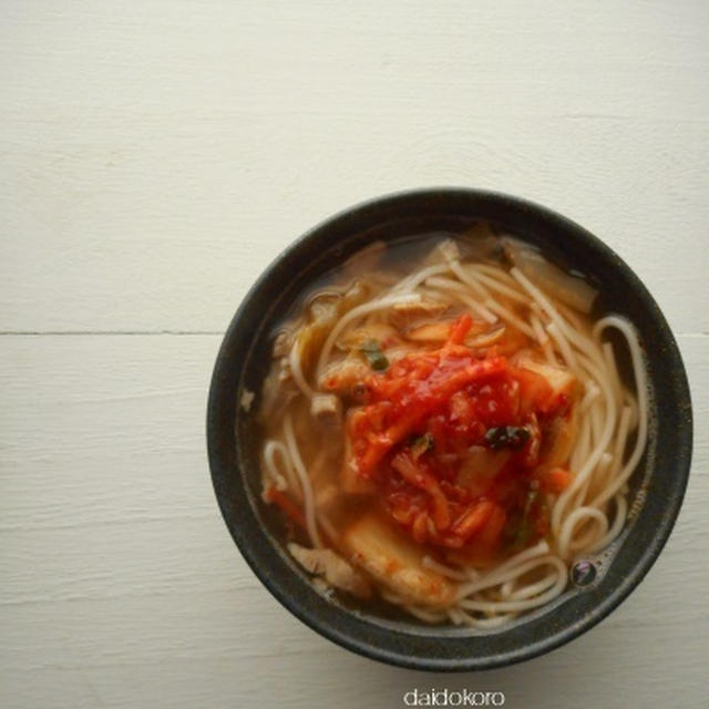 キムチと塩豚の温麺