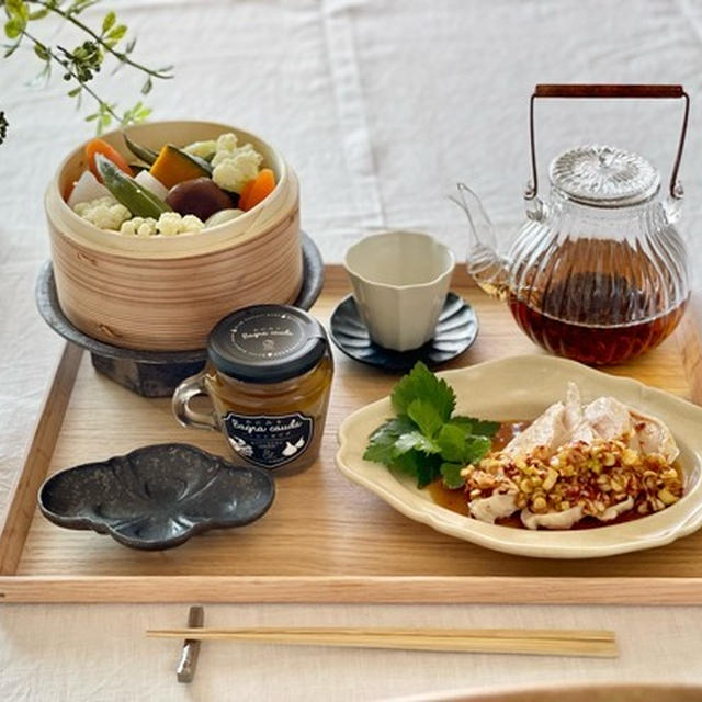ひとりお昼ごはん♪かにみそバーニャカウダの蒸し野菜とよだれどり（PR含む）