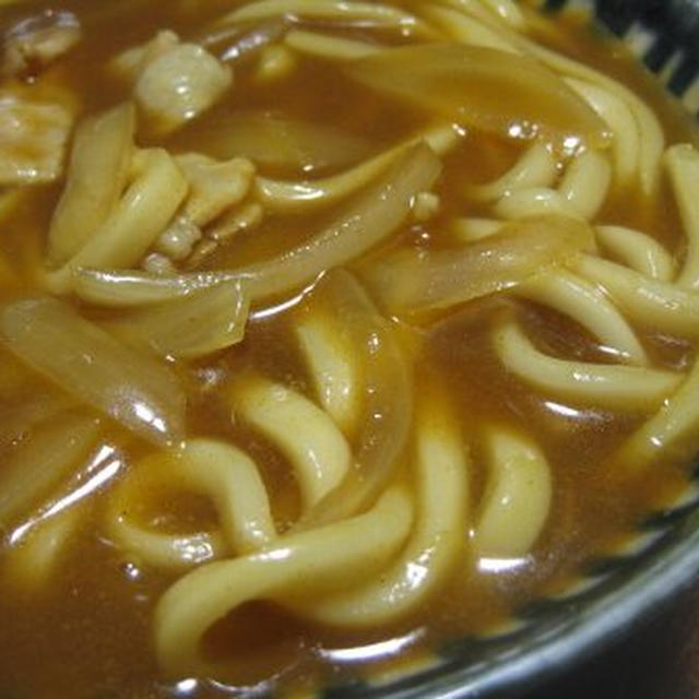 今日はカレーうどんの日