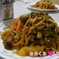 ビールで乾杯★プルコギ風太麺焼きそば