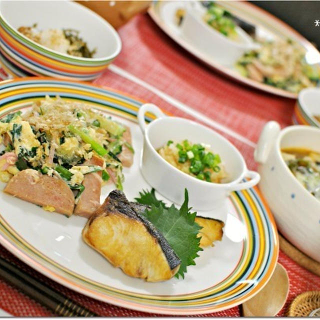 ☆ぶりのステーキ・とろ～りチーズ麻婆豆腐　25日の朝ごはん☆