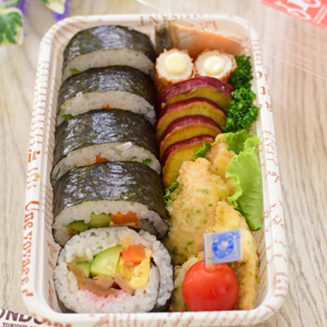 【シンプル弁当】太巻き寿司弁当とコーデ