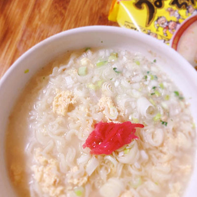 なつかしのうまかっちゃんに、めんたい入りふわふわ卵