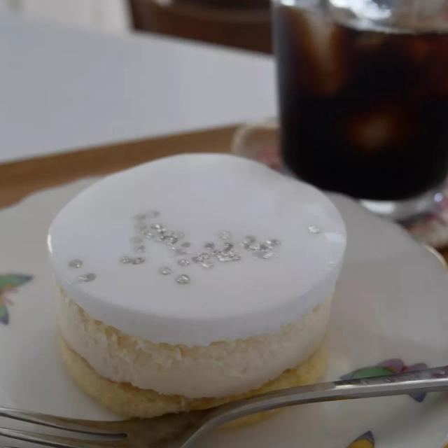ローソンUchi Café、綺白バニラケーキ