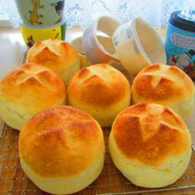 ミルクパン♪ハーブチキンサンド♪クリチ＆いちじくジャムサンド♪