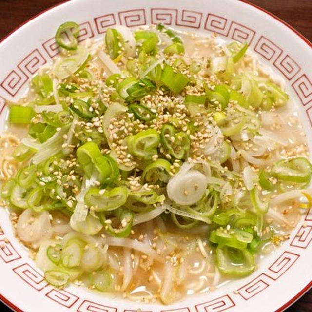 ネギもやしラーメン（とんこつ）
