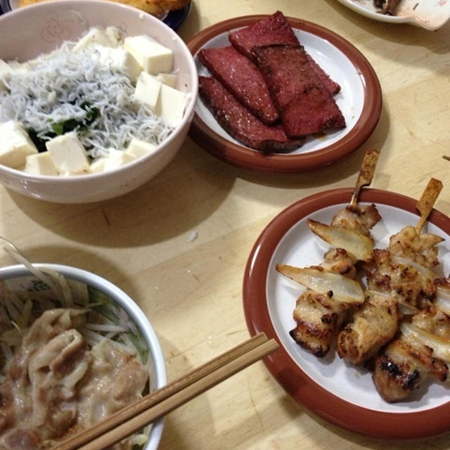 しらすとワカメのサラダで晩酌