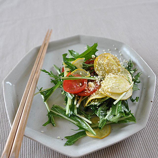 ズッキーニと水菜のサラダ