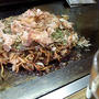 また生野のお好み焼き屋「どかどか」へ