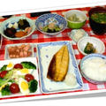 朝から大騒ぎ　適当な朝ご飯