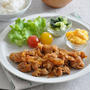 【晩ごはん何にしよう】ワンプレート盛り付けで手軽に♪「豚肉と玉ねぎのピリ辛炒め」