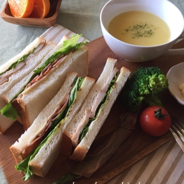 のんびりゆっくり休日朝ごはん♪チャーシューサンド♡…試合当日朝ごはん♪