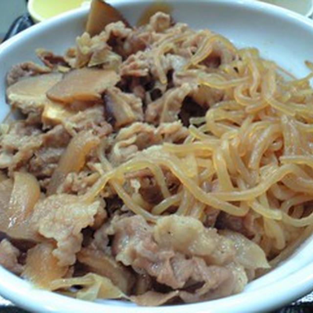 今日の晩飯（和風牛丼：なか卯）