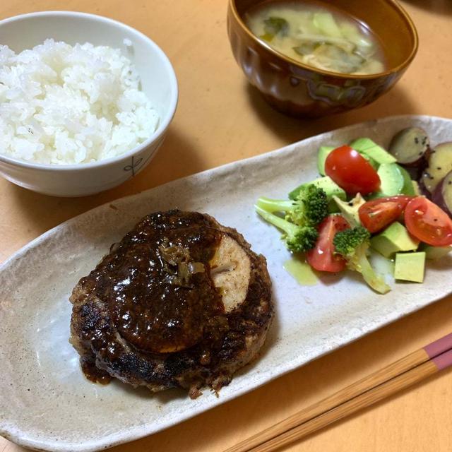 豆腐入りのハンバーグ、ふんわりジューシー！そしてグルテンフリーが嬉しい