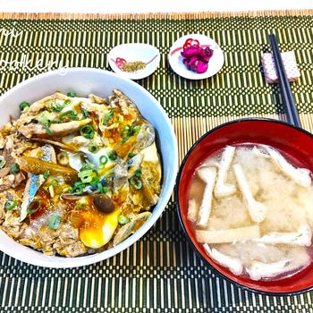 秋刀魚と秋野菜の卵とじ丼