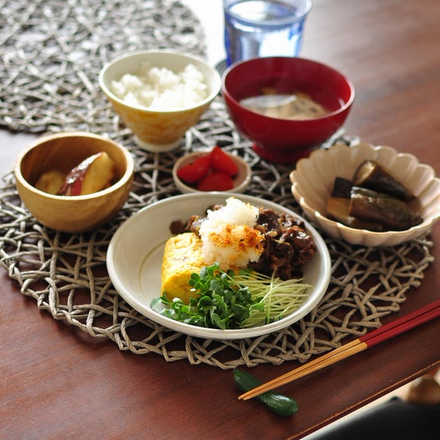 出張帰りの晩ごはん（妻・オットそれぞれ）と一昨日の晩ごはん