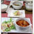 チキンのトマト煮＆白ねぎのコンフィと水菜の生ハム巻き