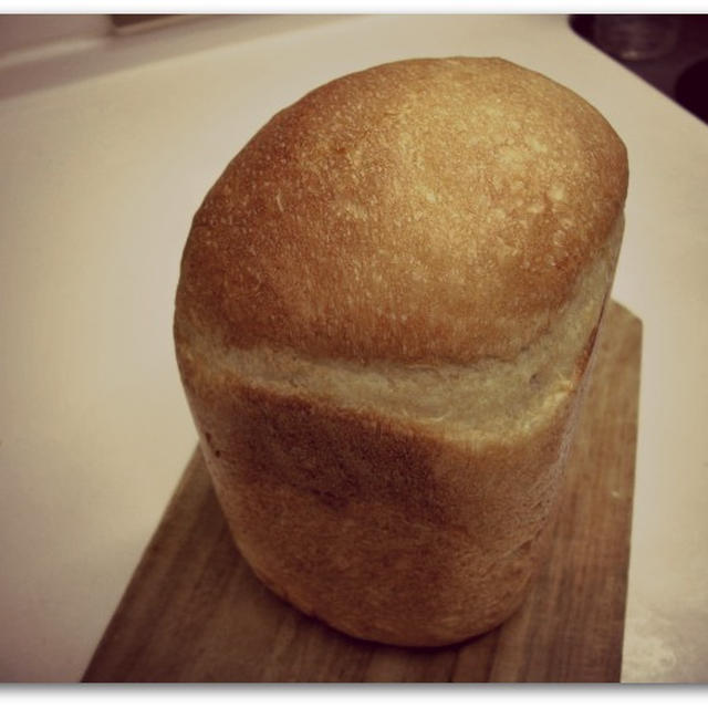 初！ホシノ天然酵母で　食パン！