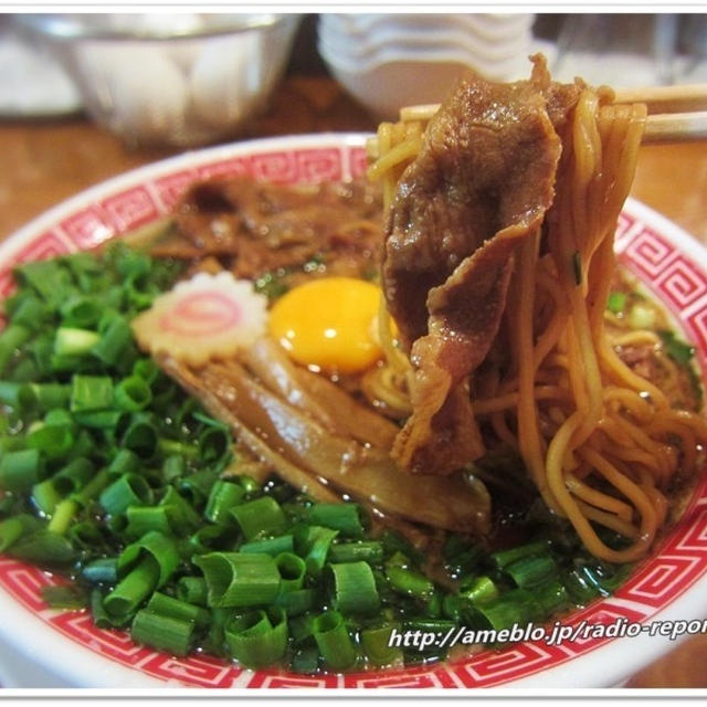 ご飯に合うラーメン☆肉そば むつき食堂・生卵食べ放題！ご飯お替り自由！