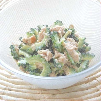 ニガニガ＆酸っぱい〜で暑さ対策！和えるだけ簡単おつまみツナマヨゴーヤの梅風味。