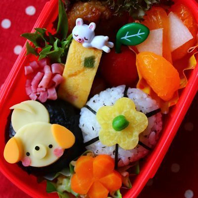 キャラ弁**しっぽフリフリわんちゃん♡
