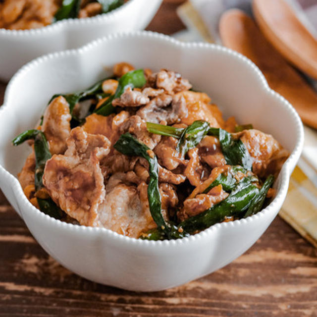 オレンジページネット掲載！10分で作れる「豚肉入りスタミナニラ玉丼」のレシピ