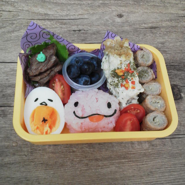 ウーパールーパーになりきれないお弁当