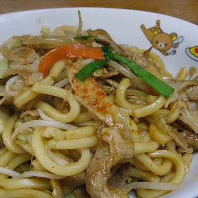 お昼に！夜食に！焼きうどん