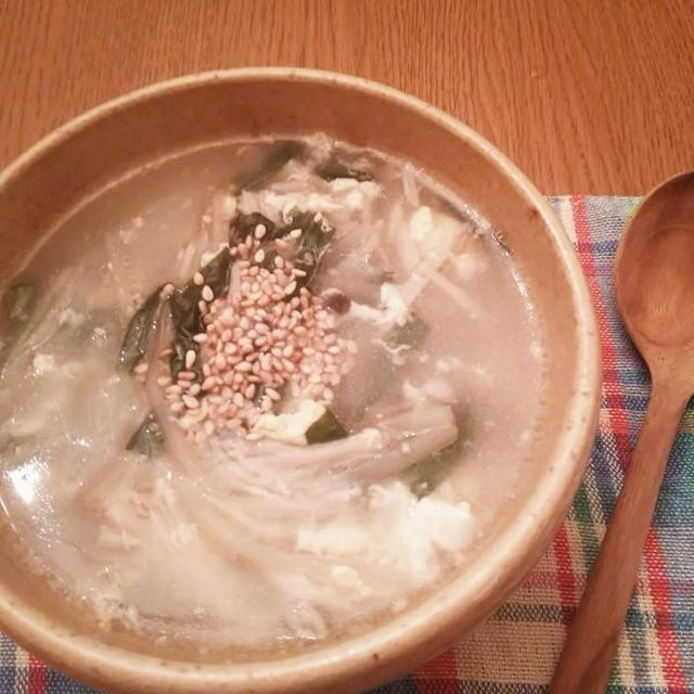 ニラともやしのスープ 【ウェイパァーで簡単！美味！】