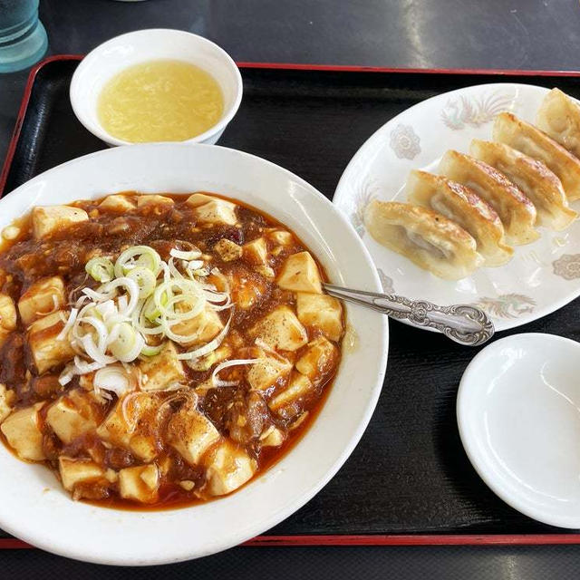 麻婆飯に餃子・スープが付いたラーメンセットを食べる 〜近所の台湾料理屋さん〜