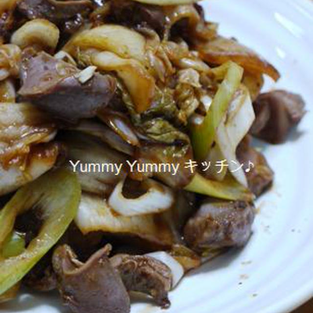 ご飯とビールがススム君！鶏砂肝のキムチ韓国味噌炒め♪