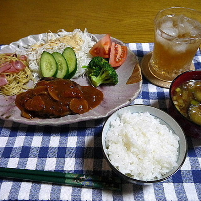 【夕食】ハンバーグプレート…