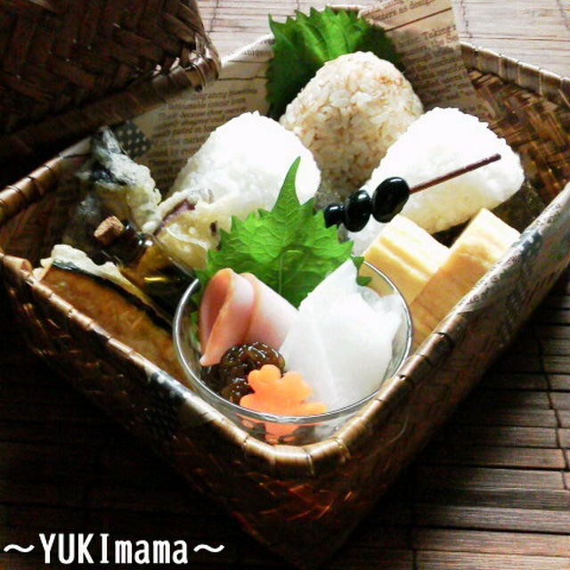 おにぎりと秋野菜の天ぷら～パパのお弁当～