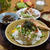 朝ごはんと練習後のお昼ごはん。朝からバタバタ〜